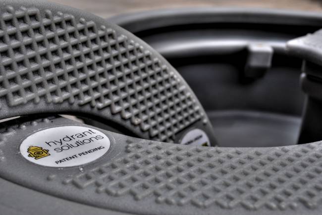Installing The Breakaway Collar™ Step 01
